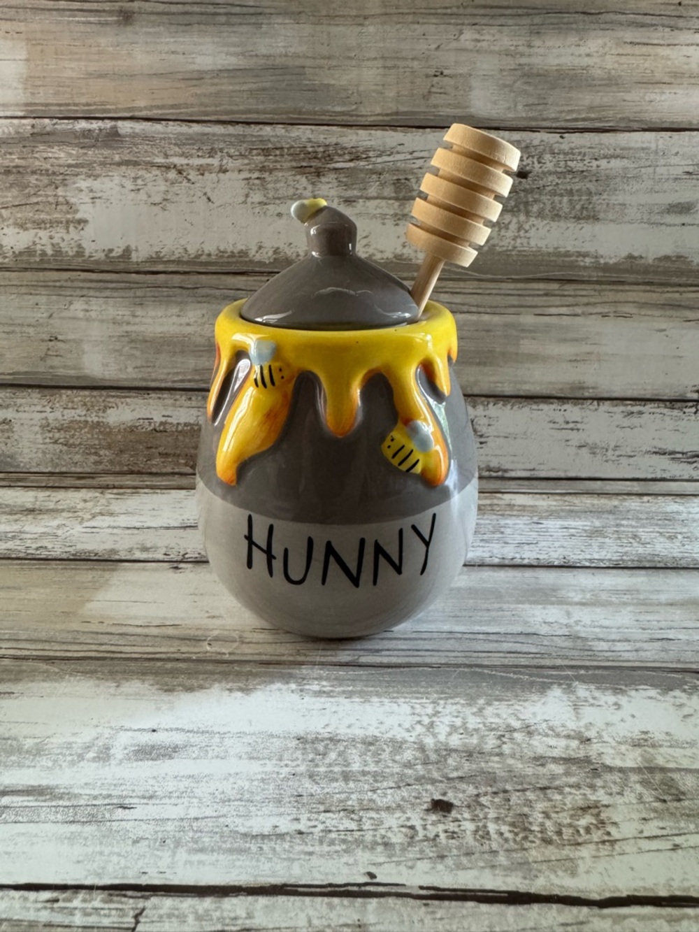 New Unused Disney Winnie the Pooh Honey Jar with Dipper - Yellow & Gray